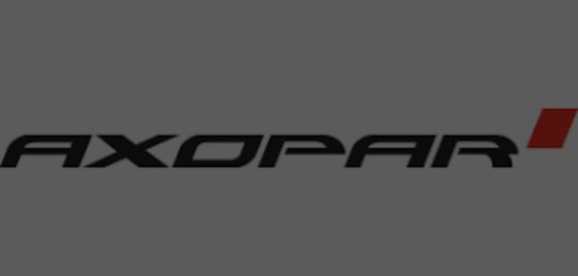 Logo Axopar avec le drapeau rouge, marque de bateau de luxe et de sport nautique